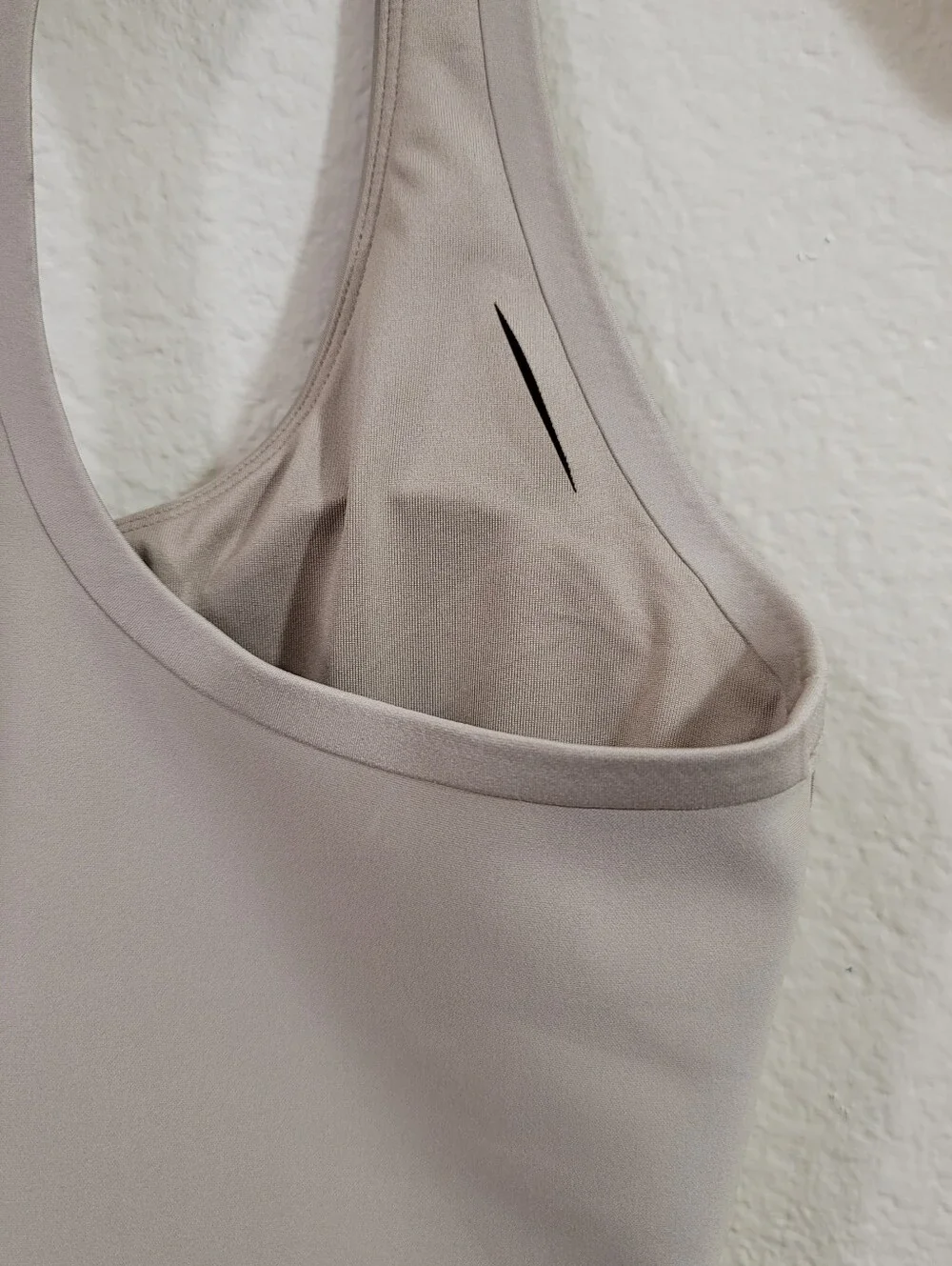 NWT Alo Airlift Super Sleek Bra Tank Gravel XS